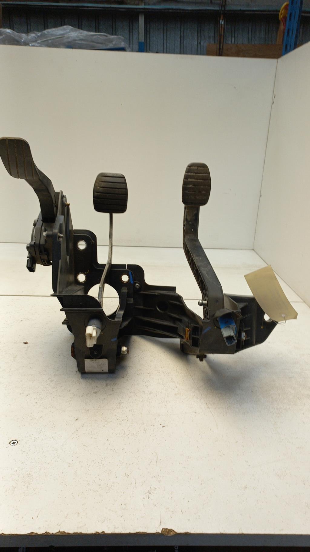 Pedalier RENAULT MASTER 3 PHASE 1 Diesel - 1