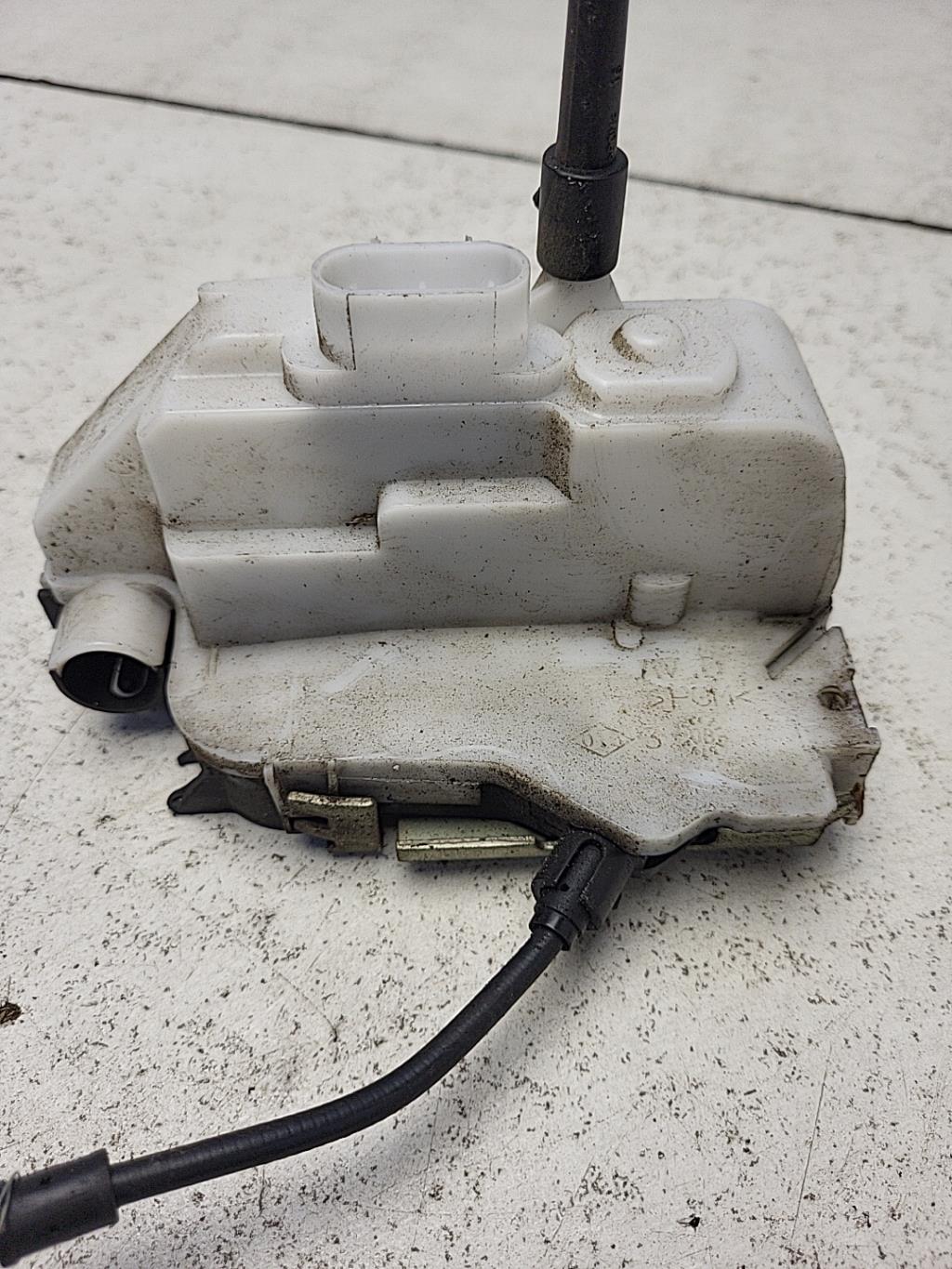 Serrure avant droit RENAULT MEGANE 2 PHASE 2 BREAK Diesel - 1