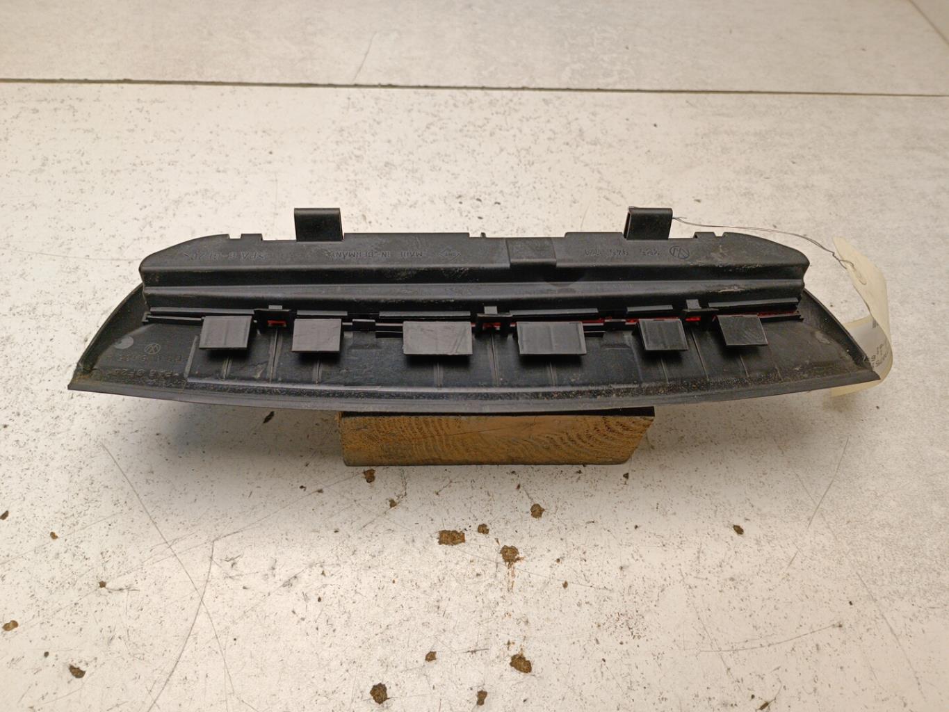 Feu arriere stop central VOLKSWAGEN PASSAT 4 PHASE 1  - 1