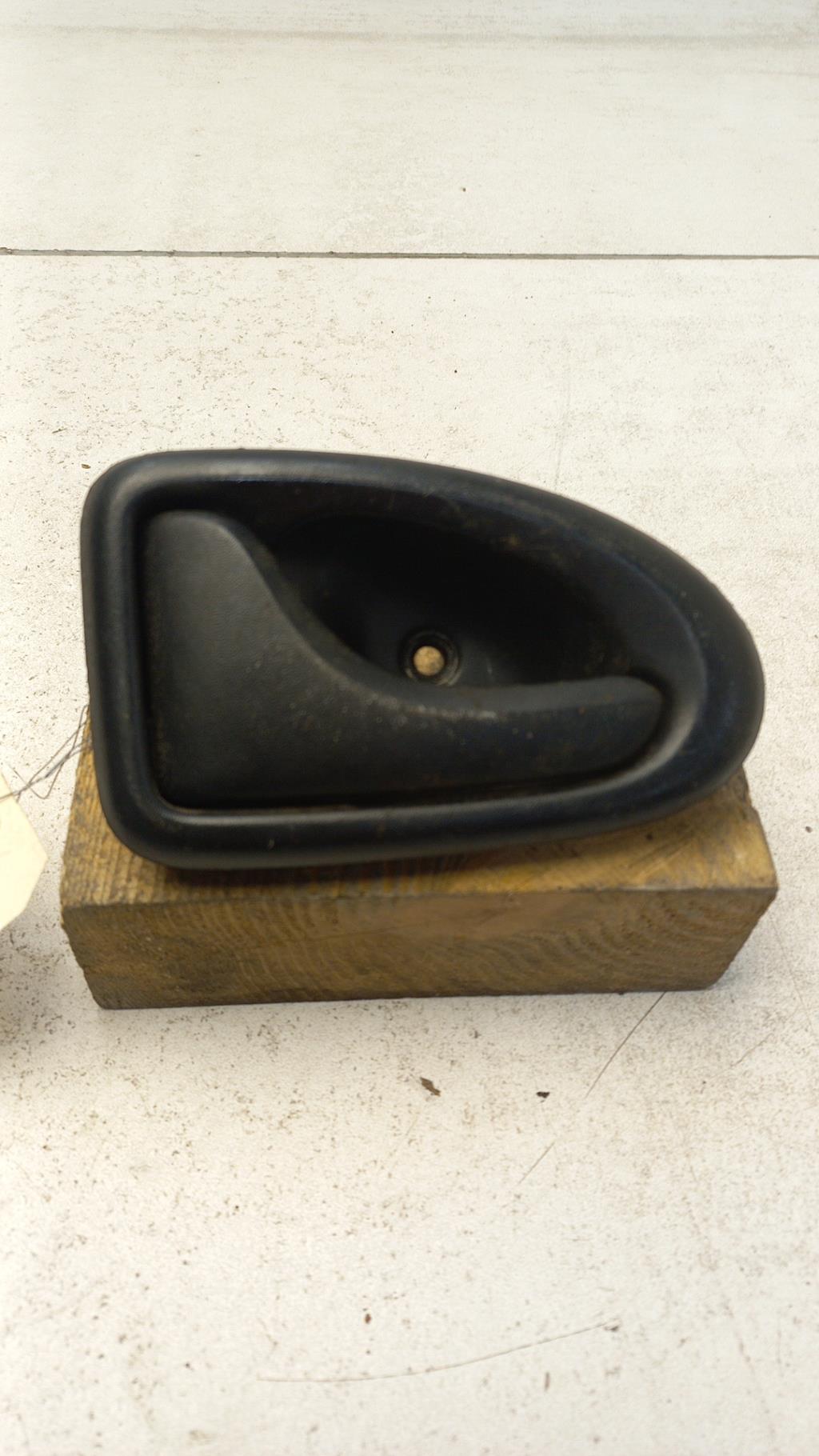 Poignee interieur avant gauche RENAULT MASTER 2 PHASE 2 Diesel - 1