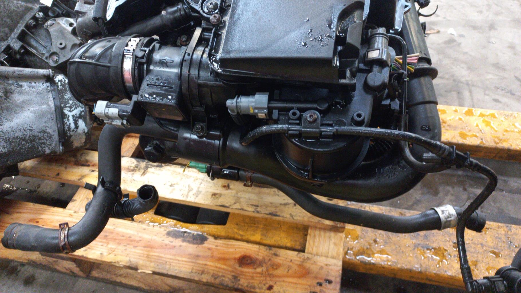 Moteur CITROEN C3 PLURIEL PHASE 1 CABRIOLET Diesel - 1