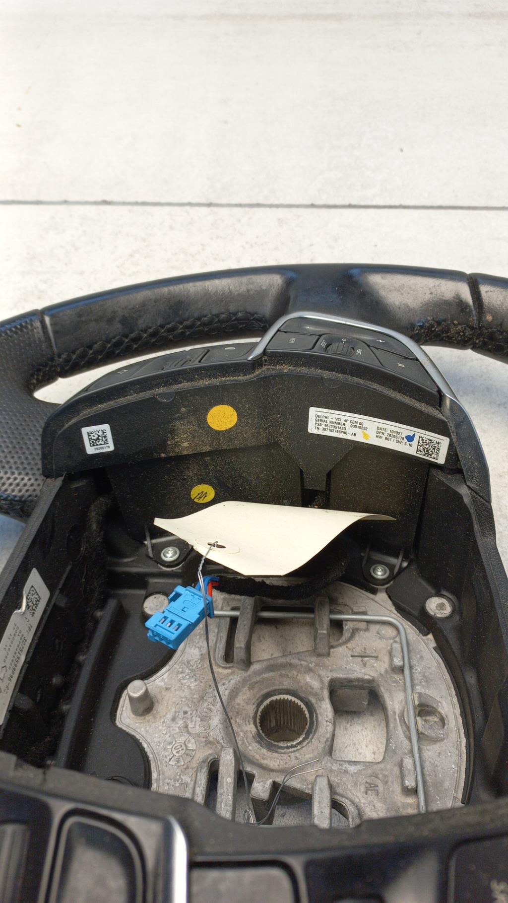 Volant CITROEN C4 2 PHASE 1 Diesel - 1