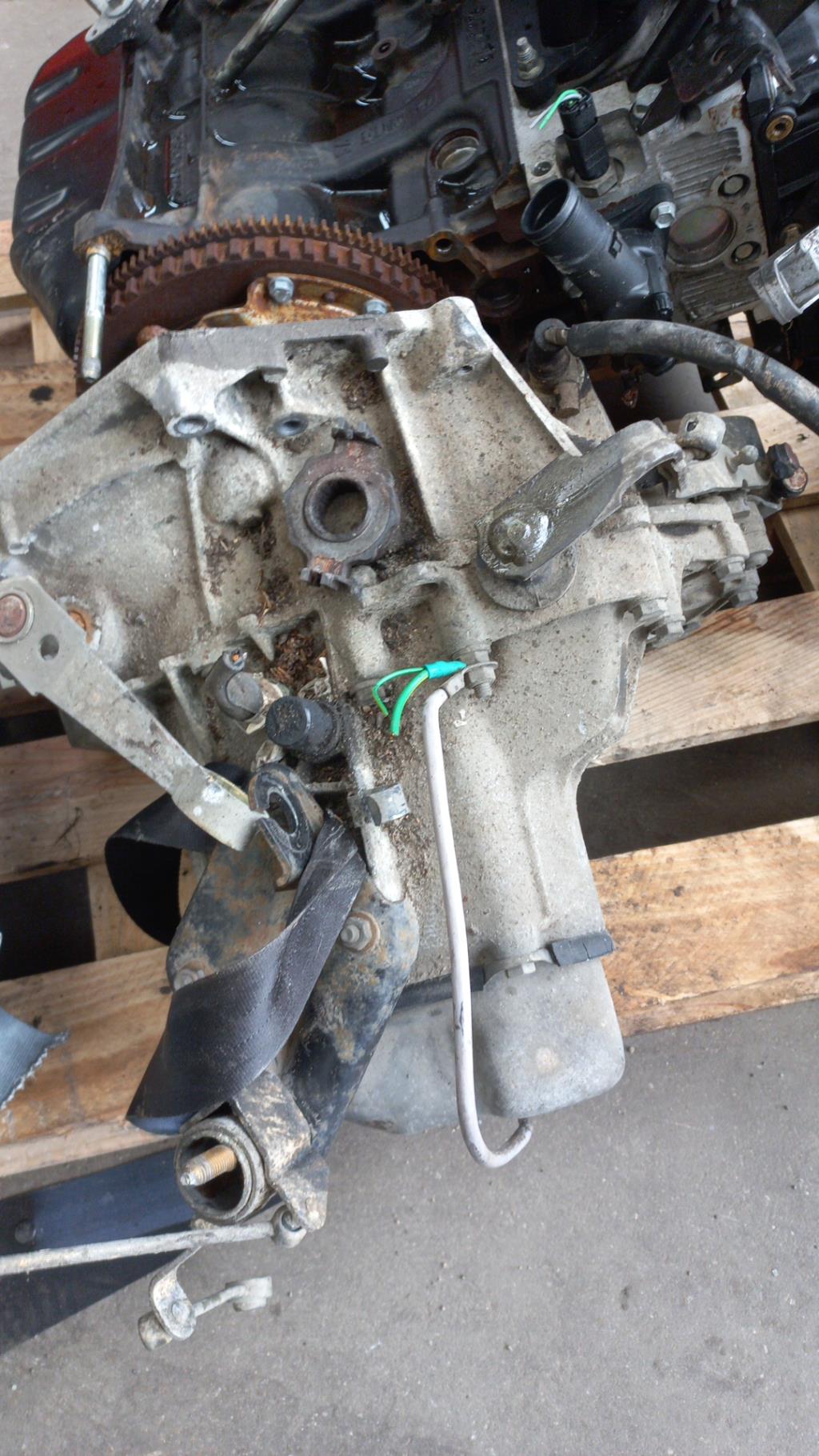 Boite de vitesses PEUGEOT 106 PHASE 1 Essence - 1