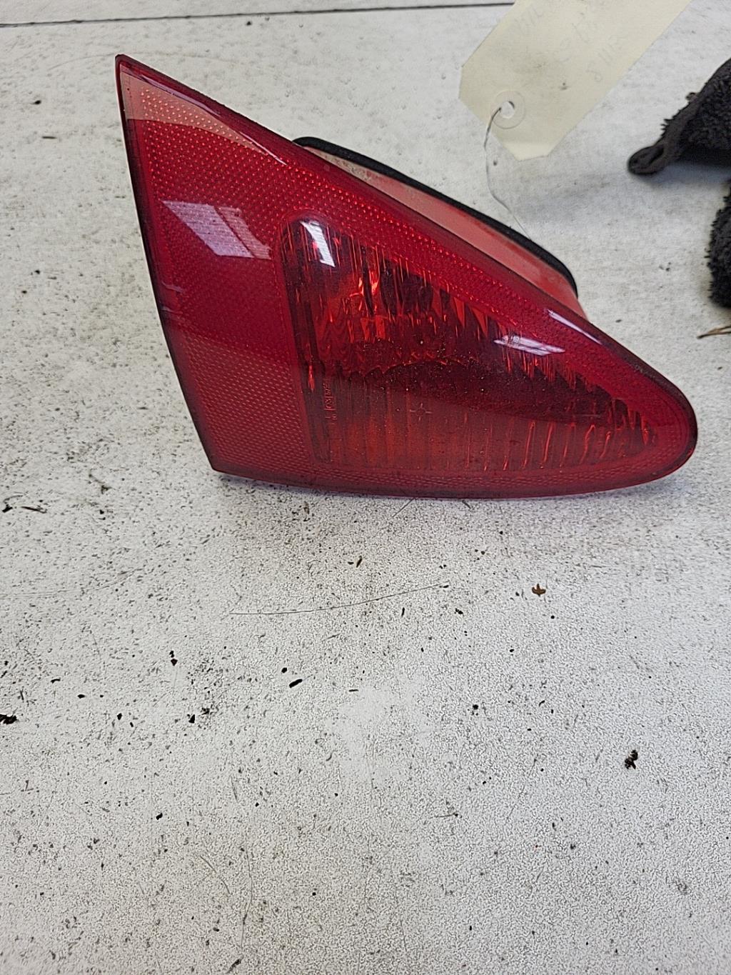 Feu arriere secondaire gauche (feux) ALFA ROMEO 147 PHASE 1 Diesel - 1