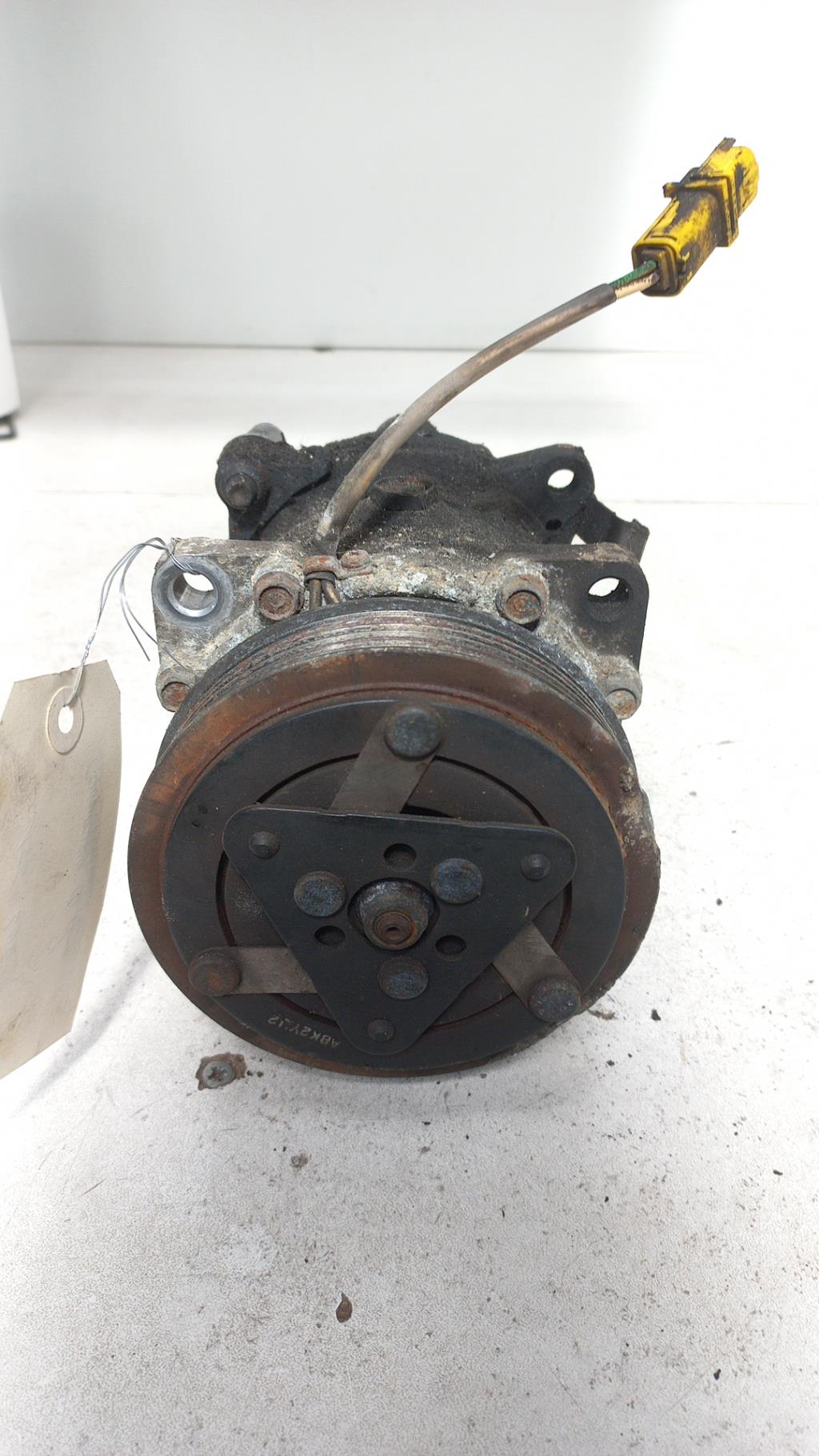 Compresseur clim PEUGEOT 406 PHASE 2 BREAK Diesel - 1