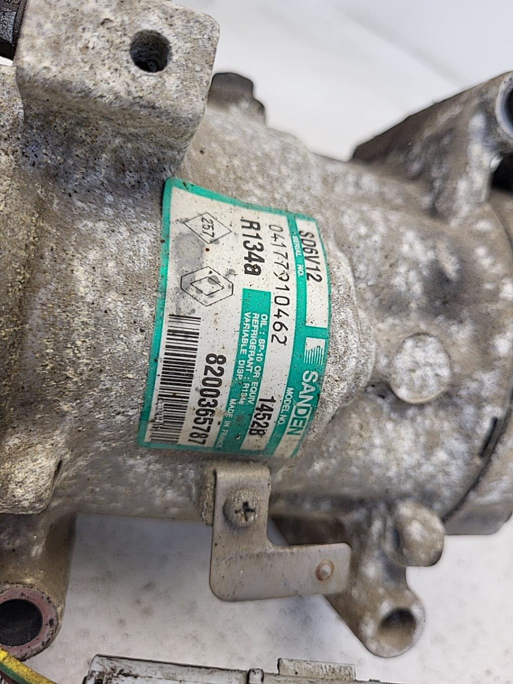 Compresseur clim RENAULT MODUS PHASE 1 Essence - 1
