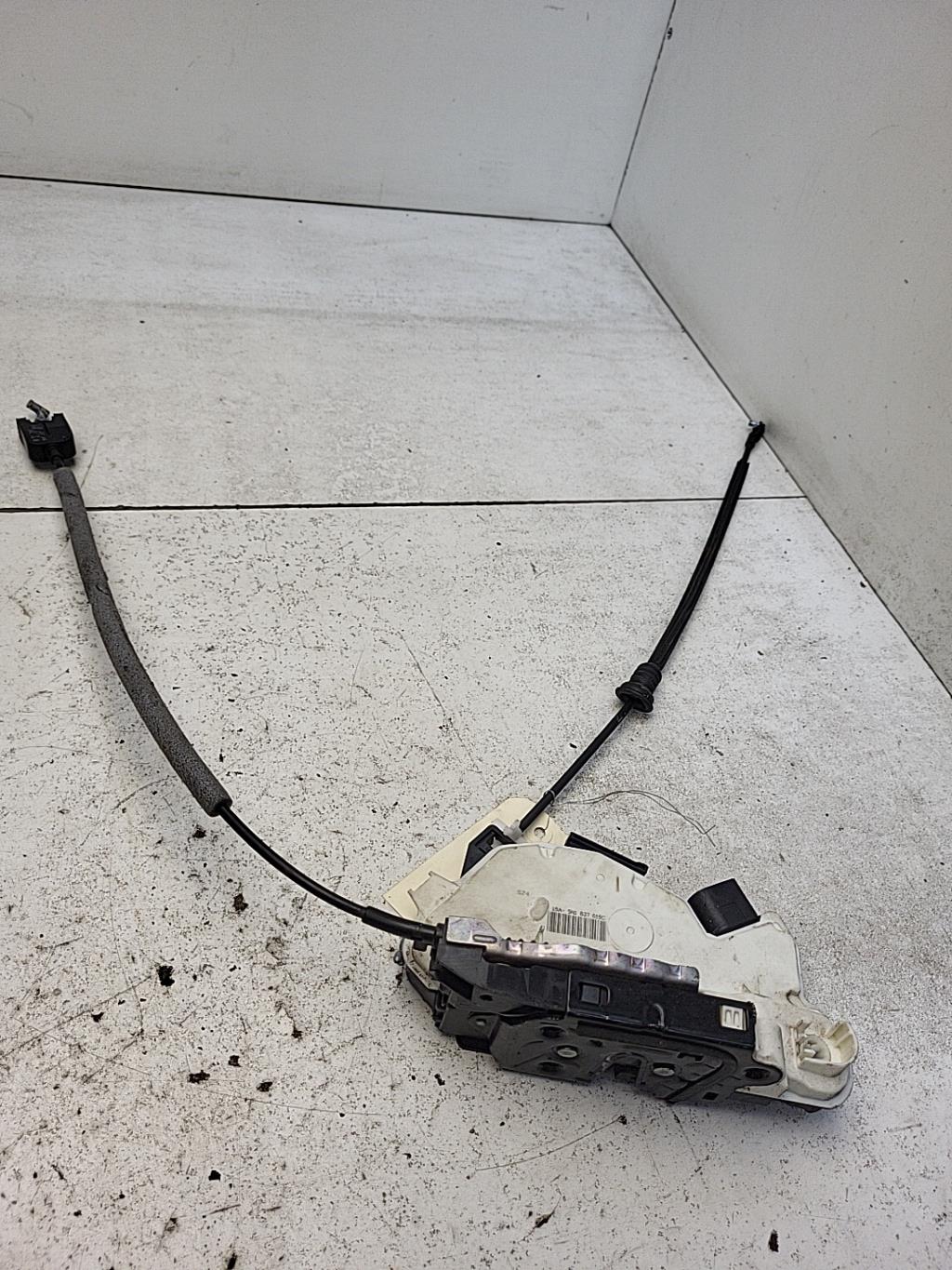 Serrure avant gauche SKODA SUPERB 2 PHASE 1 Essence - 1