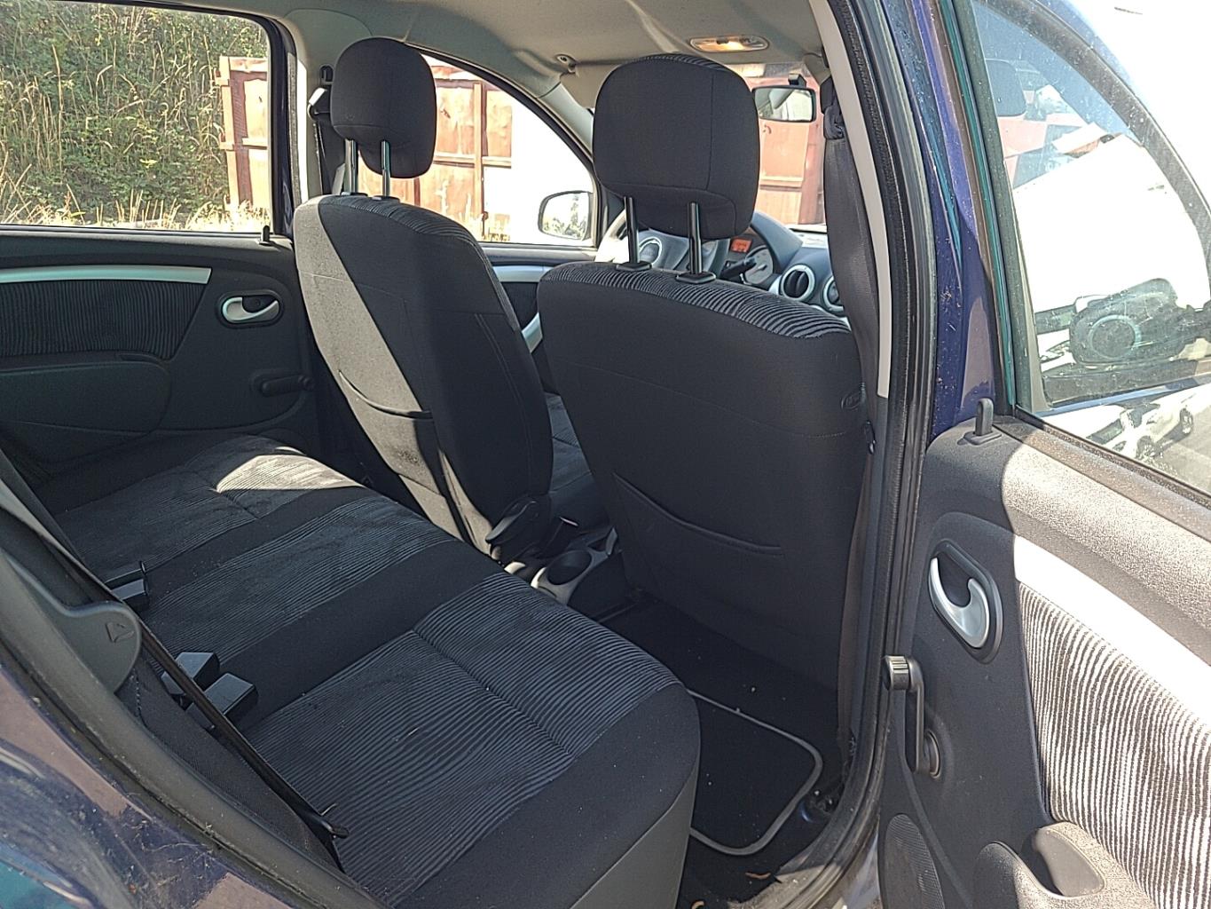 Charniere de capot DACIA SANDERO 1 Diesel - 1
