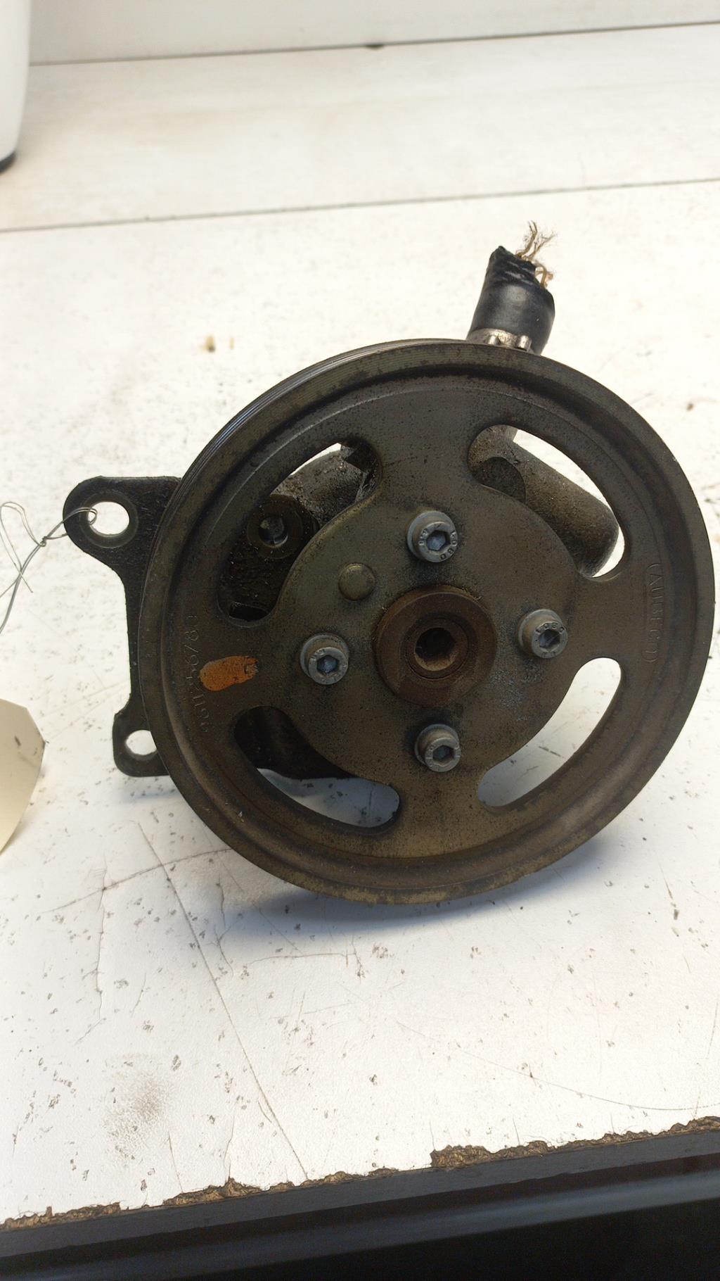Pompe de direction PEUGEOT 306 PHASE 2 Essence - 1