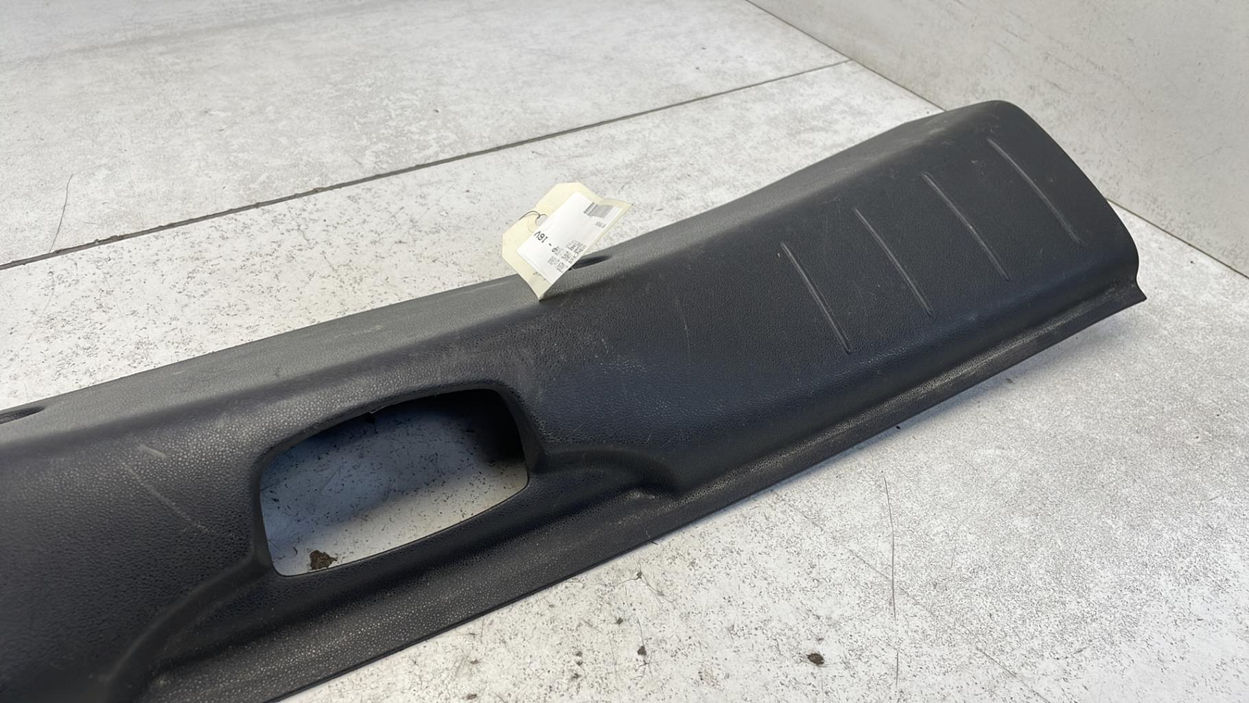 Cache serrure CITROEN DS3 PHASE 1 Essence - 1