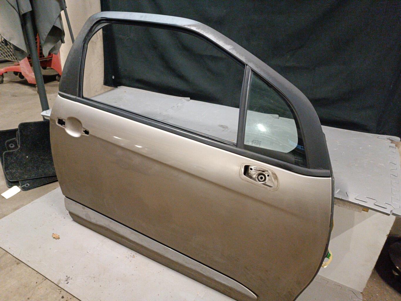 Porte avant droit CITROEN DS3 PHASE 1 Essence - 1