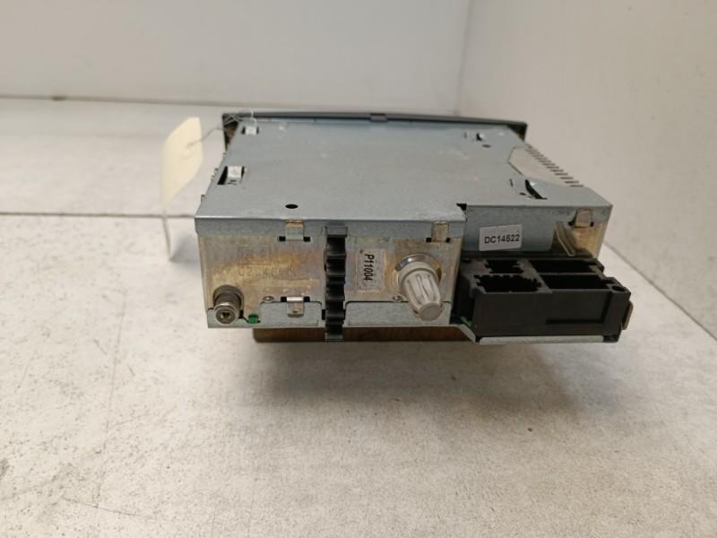 Autoradio d'origine RENAULT CLIO 3 PHASE 1 BREAK Diesel - 1