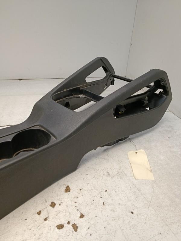Console central (interieur plastique) VOLKSWAGEN SCIROCCO 3 PHASE 1 COUPE Essence - 1