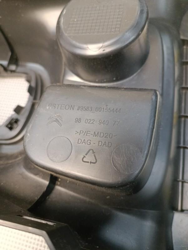 Console central (interieur plastique) CITROEN C4 CACTUS  - 1