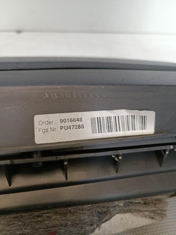 Boite a gants BMW SERIE 1 E87 PHASE 1 Diesel - 1