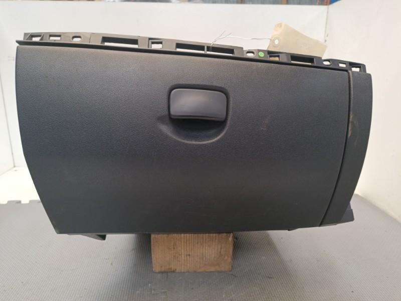 Boite a gants RENAULT CLIO 3 PHASE 1 Diesel - 1