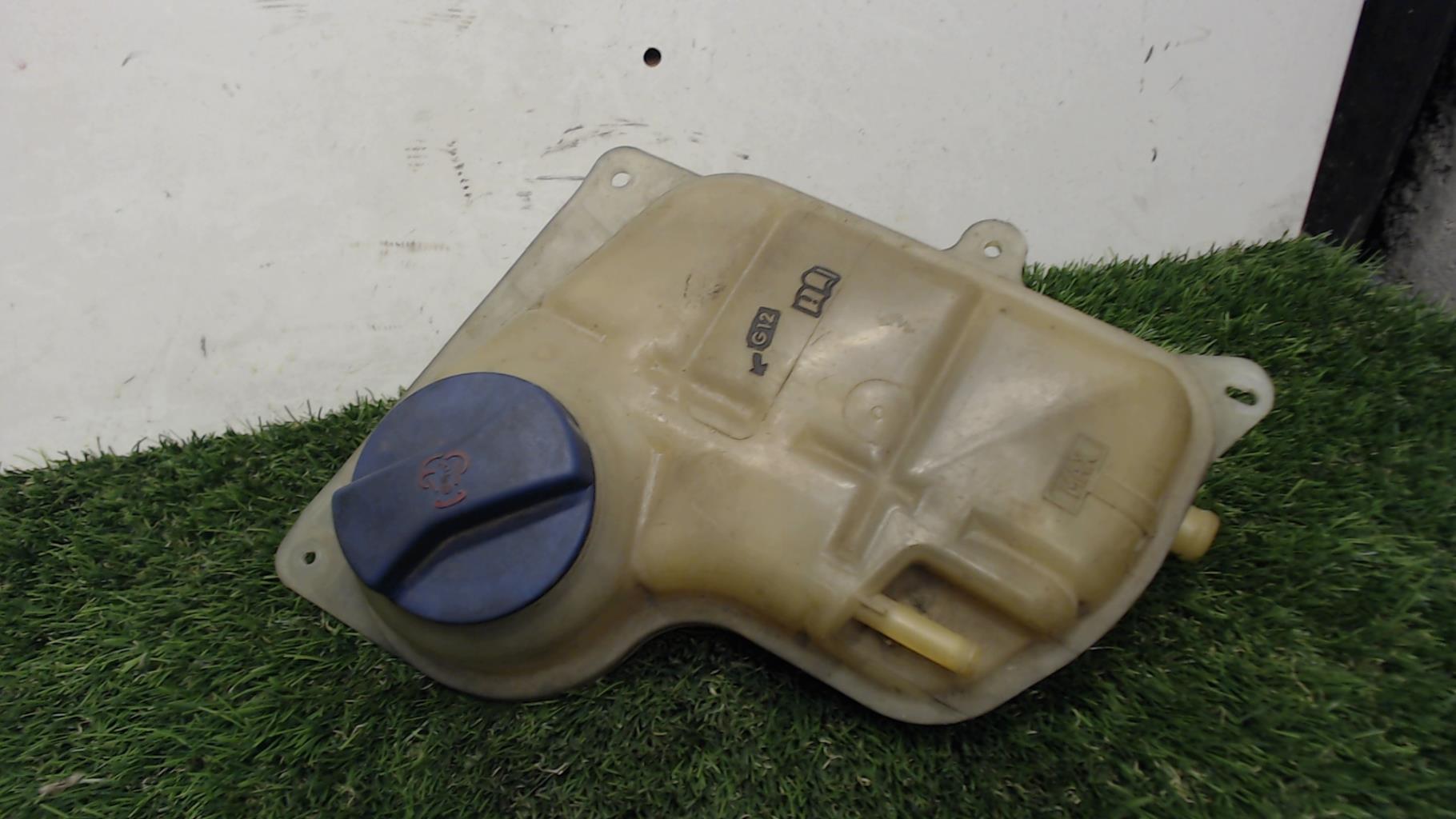 Vase d'expansion VOLKSWAGEN PASSAT 4 PHASE 1 Diesel - 1