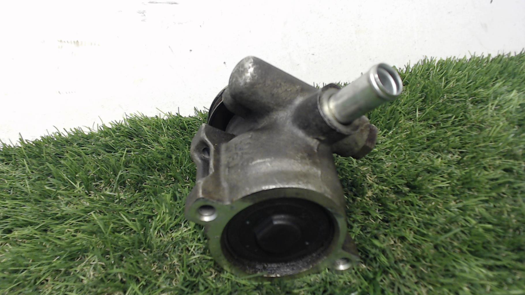 Pompe de direction PEUGEOT 205 PHASE 2 Diesel - 1