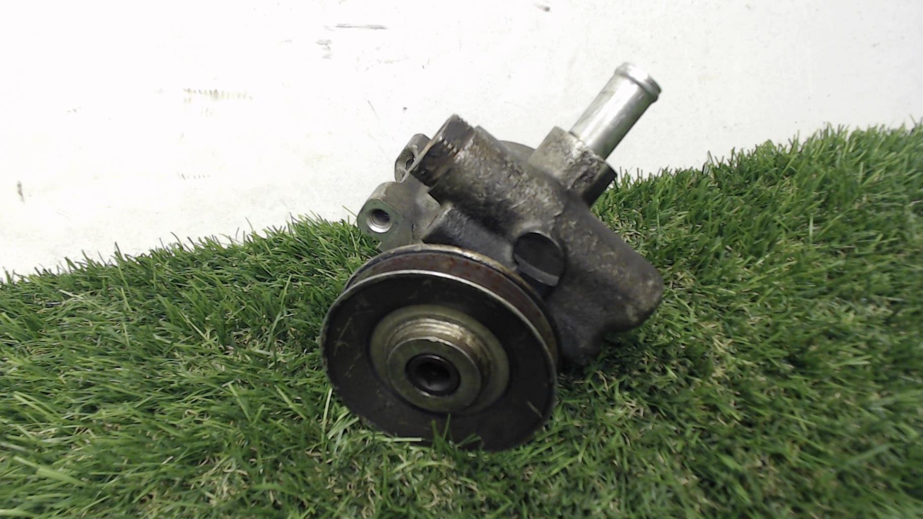 Pompe de direction PEUGEOT 205 PHASE 2 Diesel - 1