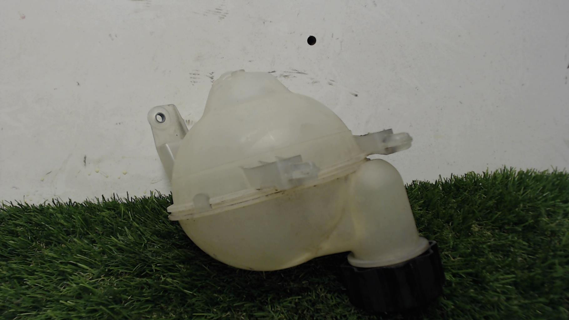 Vase d'expansion CITROEN C4 1 PHASE 1 Diesel - 1