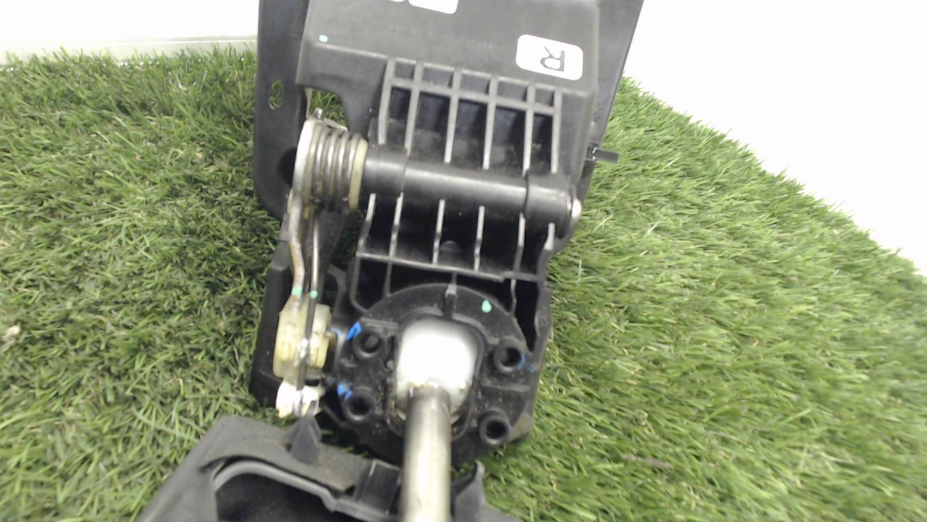 Levier de vitesses PEUGEOT 2008 1 PHASE 1 Diesel - 1