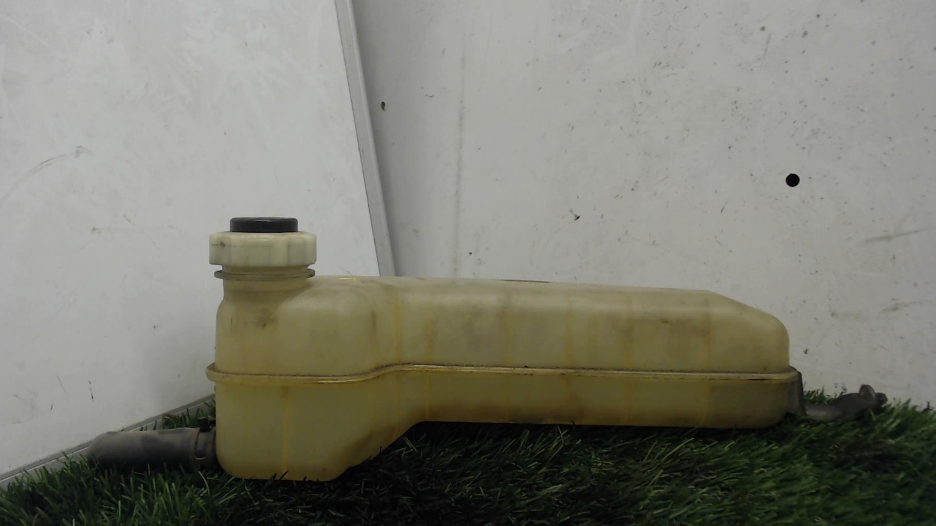 Vase d'expansion RENAULT CLIO 2 PHASE 1 Essence - 1