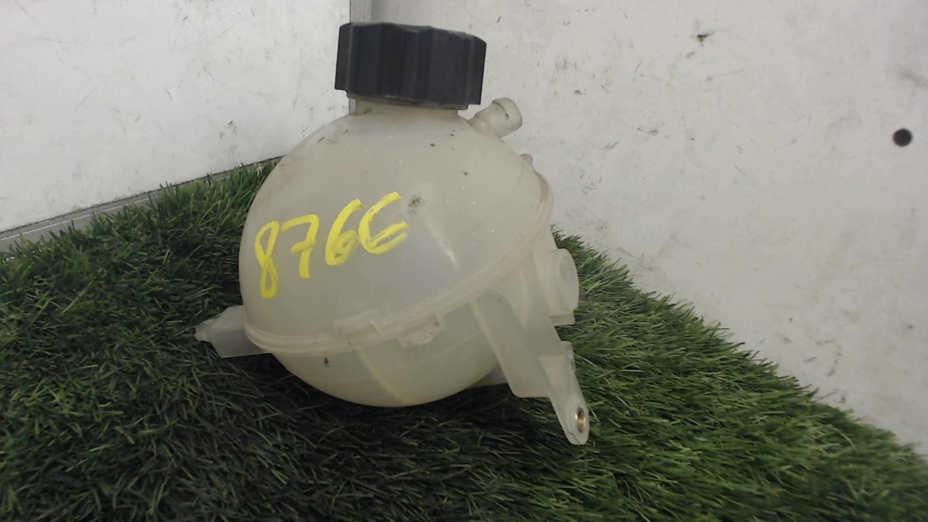 Vase d'expansion CITROEN C4 GRAND PICASSO 1 Diesel - 1