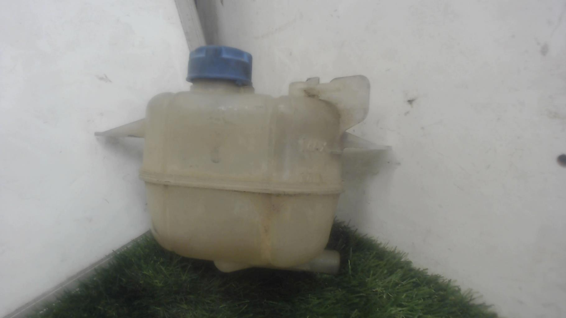 Vase d'expansion PEUGEOT BIPPER Diesel - 1