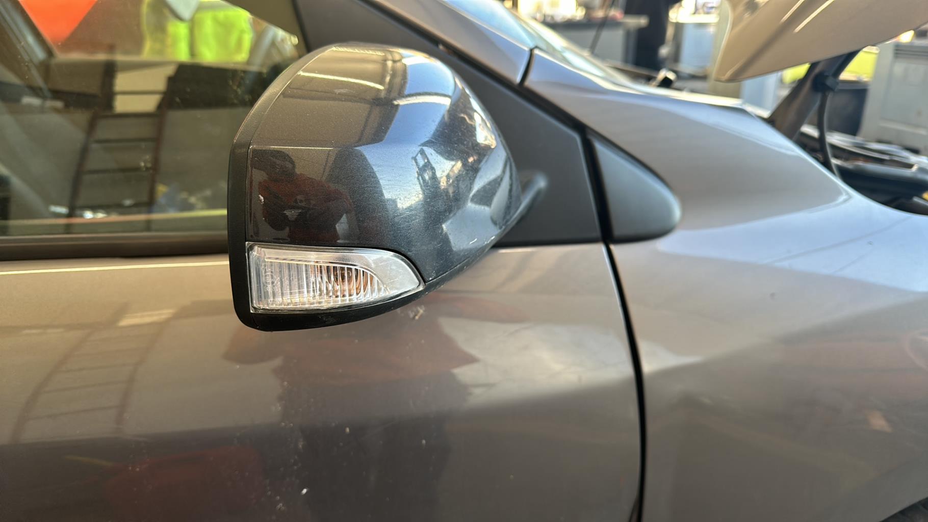Retroviseur droit RENAULT MEGANE 3 PHASE 1 Diesel - 1