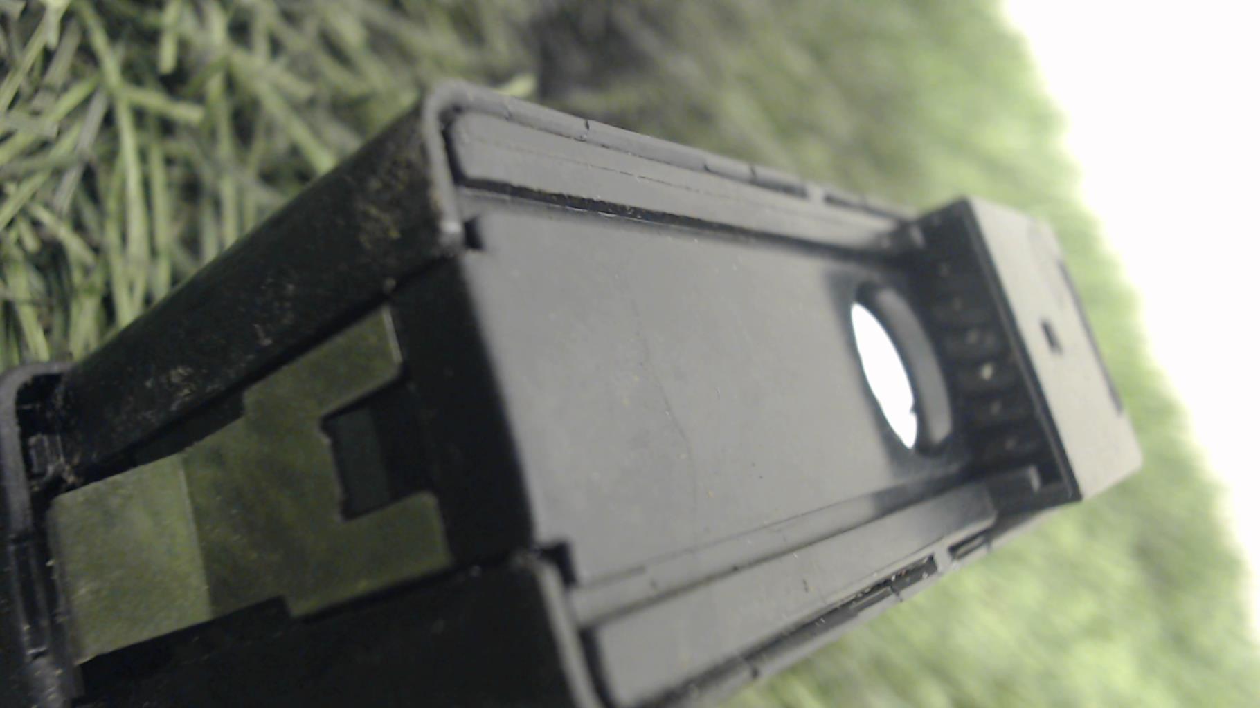 Bouton de warning BMW SERIE 3 E46 PHASE 1 Diesel - 1