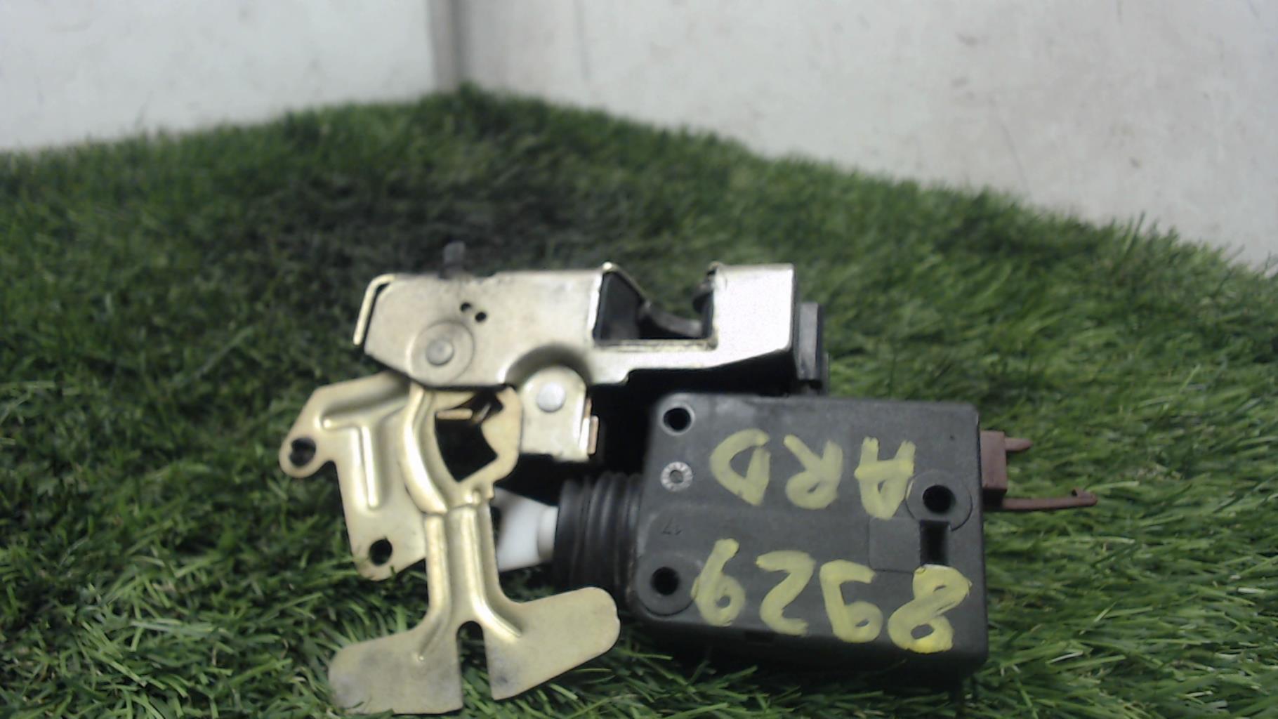 Serrure arriere droit CITROEN SAXO PHASE 2 Essence - 1