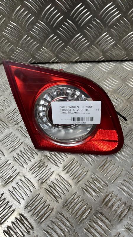 Feu arriere secondaire gauche (feux) VOLKSWAGEN PASSAT 5 Diesel - 1