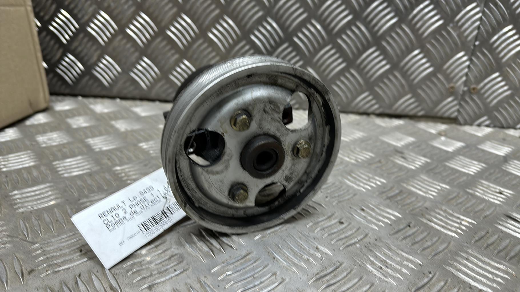 Pompe de direction RENAULT CLIO 2 PHASE 1 Essence - 1