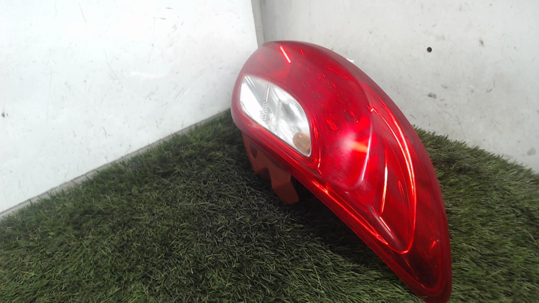 Feu arriere principal droit (feux) MAZDA 2 2 PHASE 1  - 1