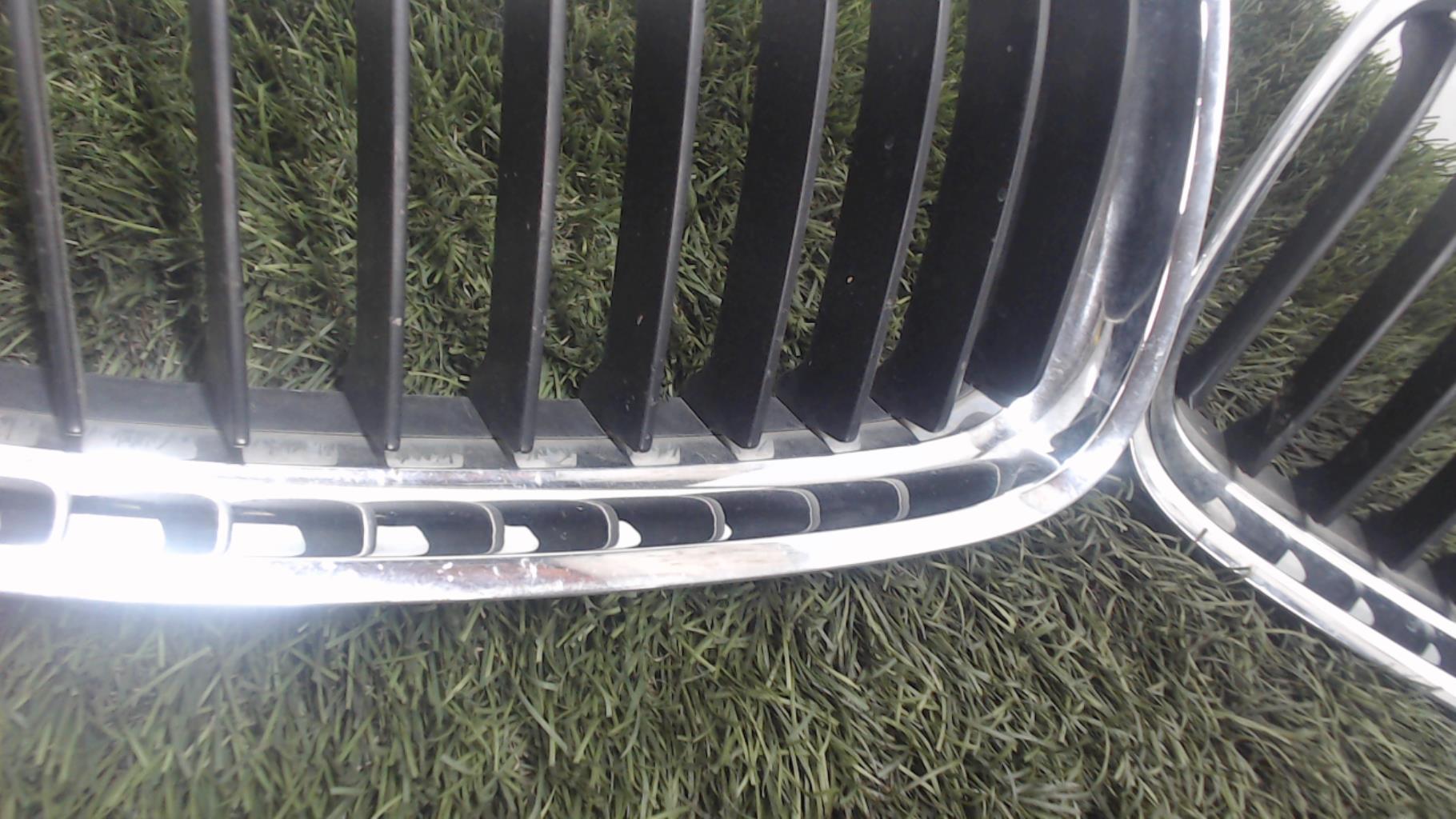 Calandre BMW SERIE 3 E91 TOURING PHASE 2 BREAK Diesel - 1