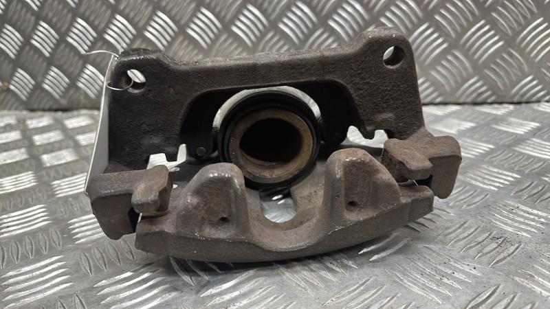 Etrier avant droit (freinage) AUDI A4 2 AVANT PHASE 1 BREAK Diesel - 1