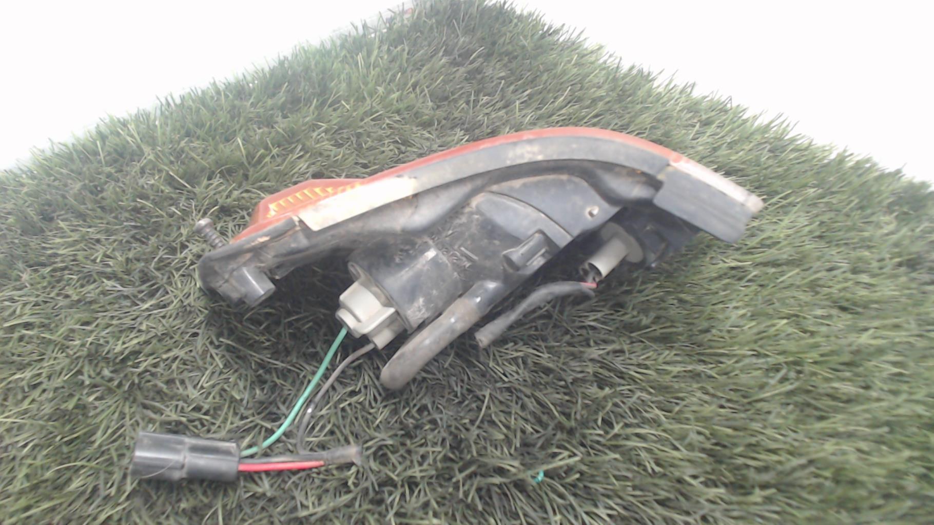 Optique avant secondaire gauche (feux)(clignotant) MAZDA 323 4 PHASE 2 Essence - 1