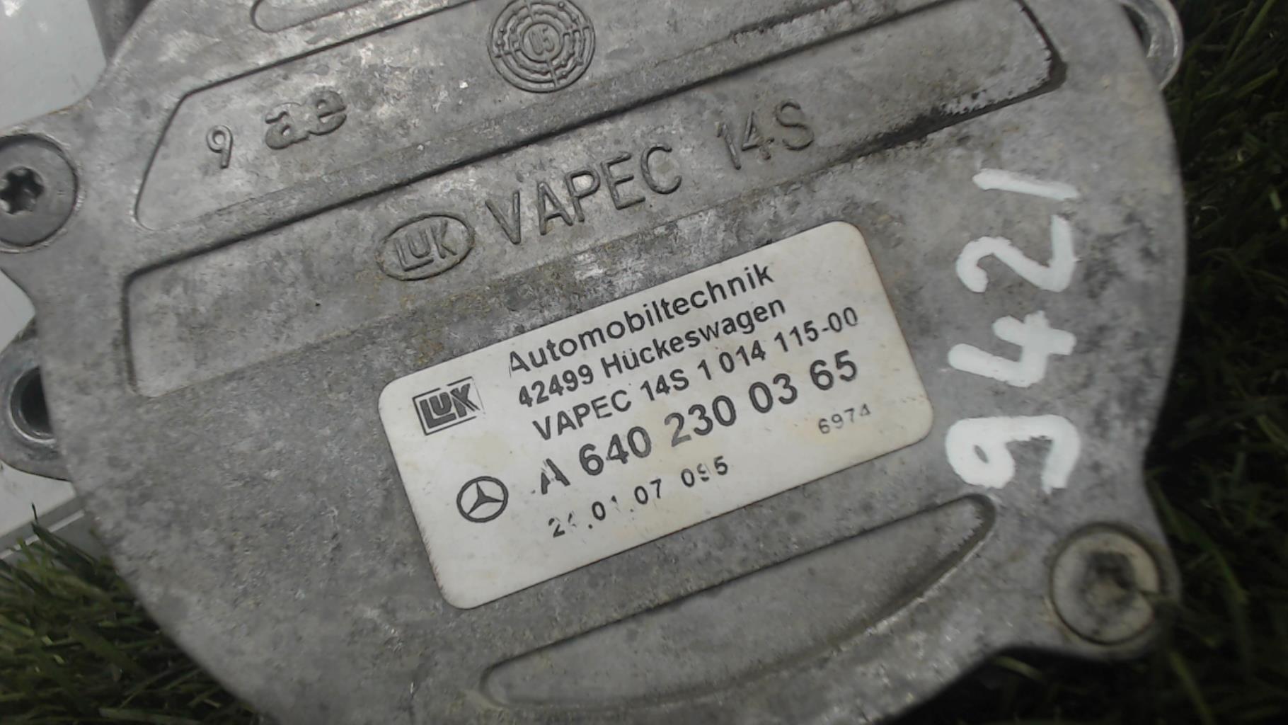 Pompe à vide MERCEDES CLASSE A 169 PHASE 1 Diesel - 1