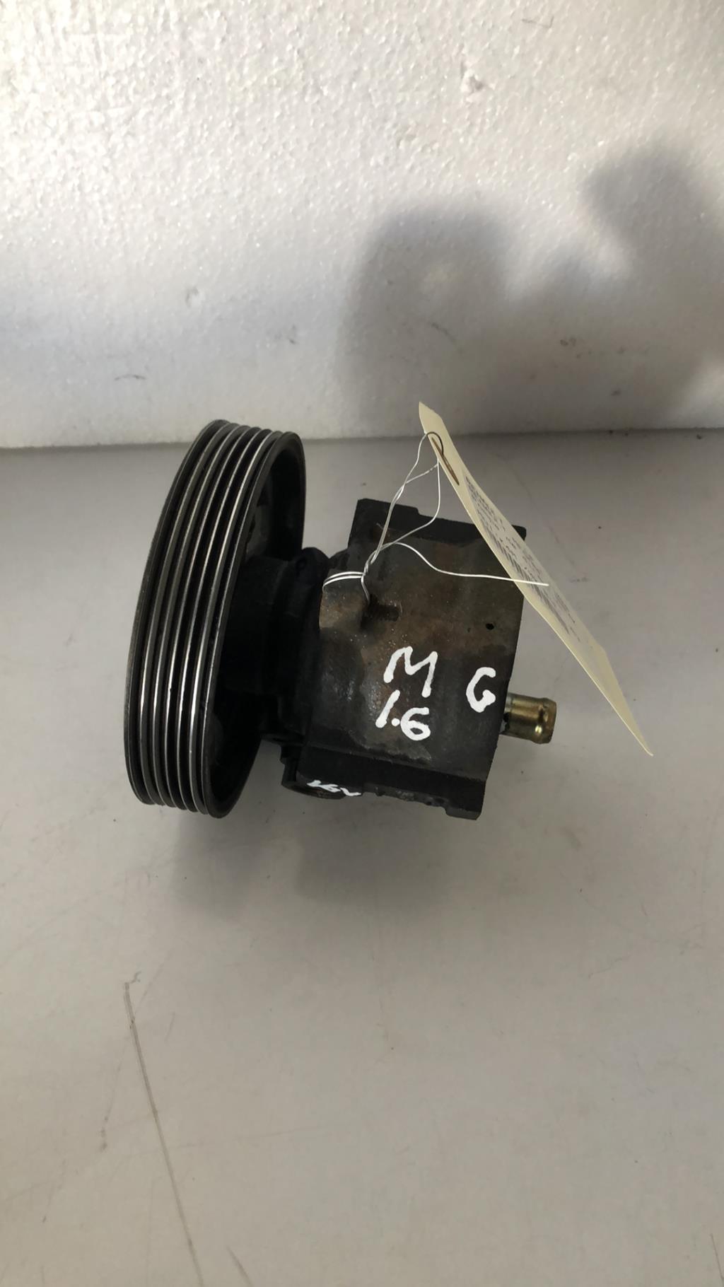 Pompe de direction RENAULT MEGANE 1 BREAK Essence - 1