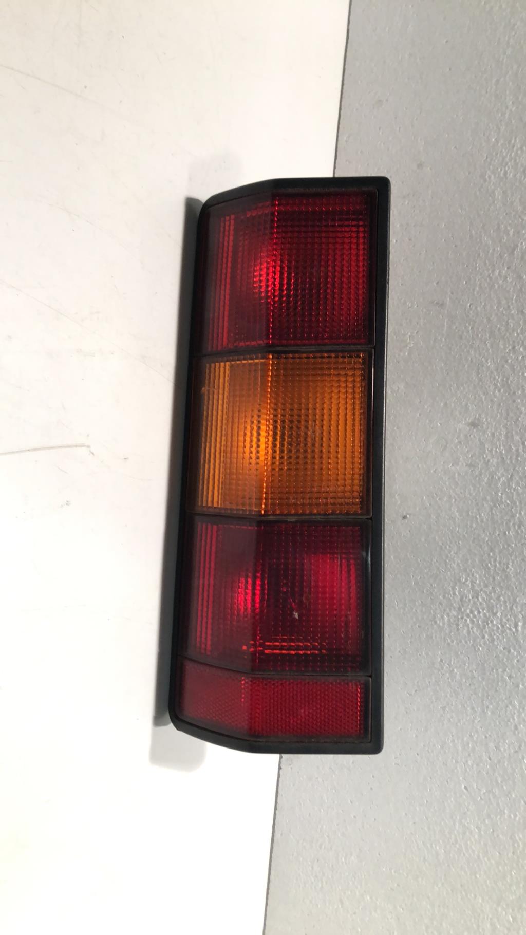 Feu arriere principal gauche (feux) RENAULT EXPRESS PHASE 1 Diesel - 1