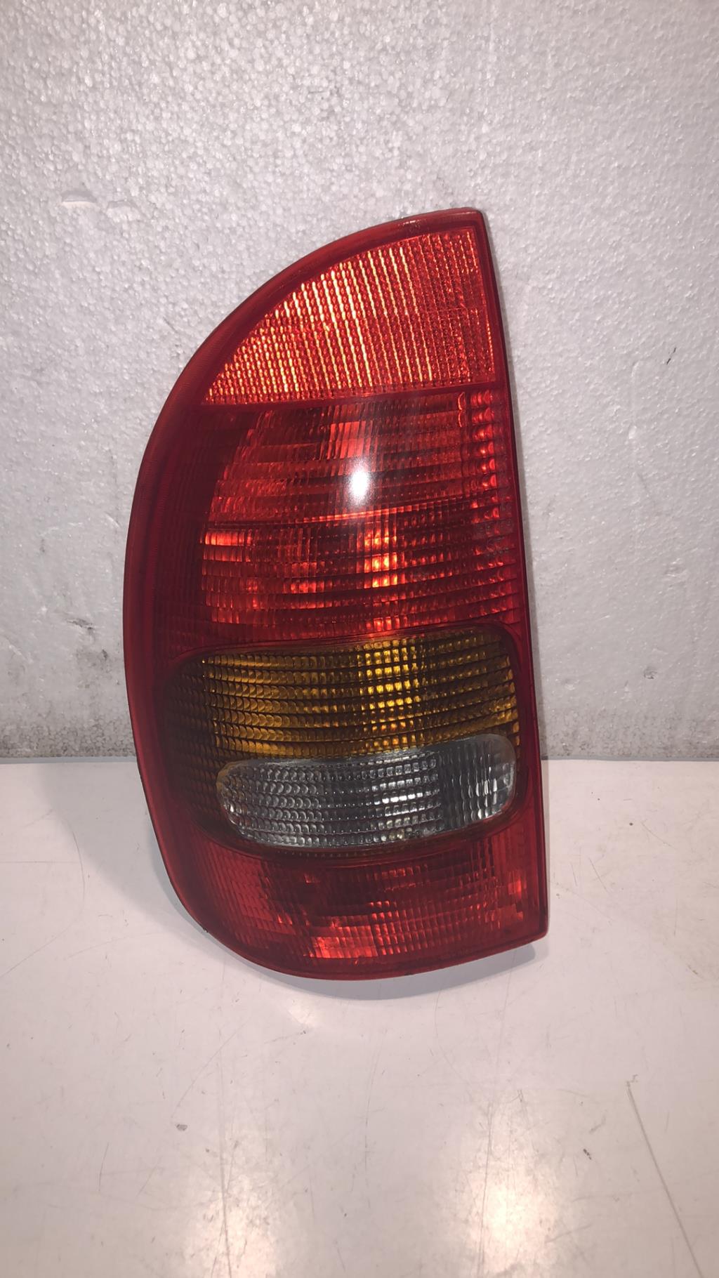 Feu arriere principal gauche (feux) OPEL CORSA B PHASE 1 Essence - 1
