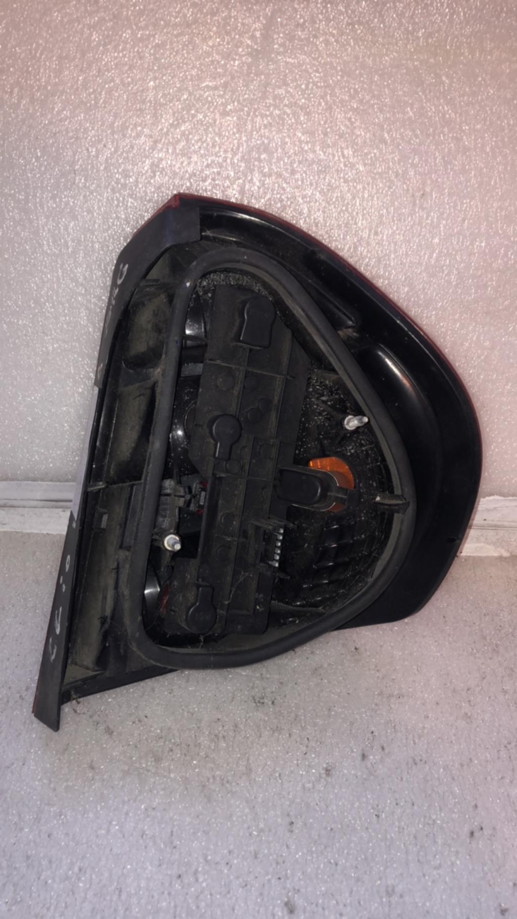 Feu arriere secondaire gauche (feux) RENAULT CLIO 2 CLASSIC  - 1