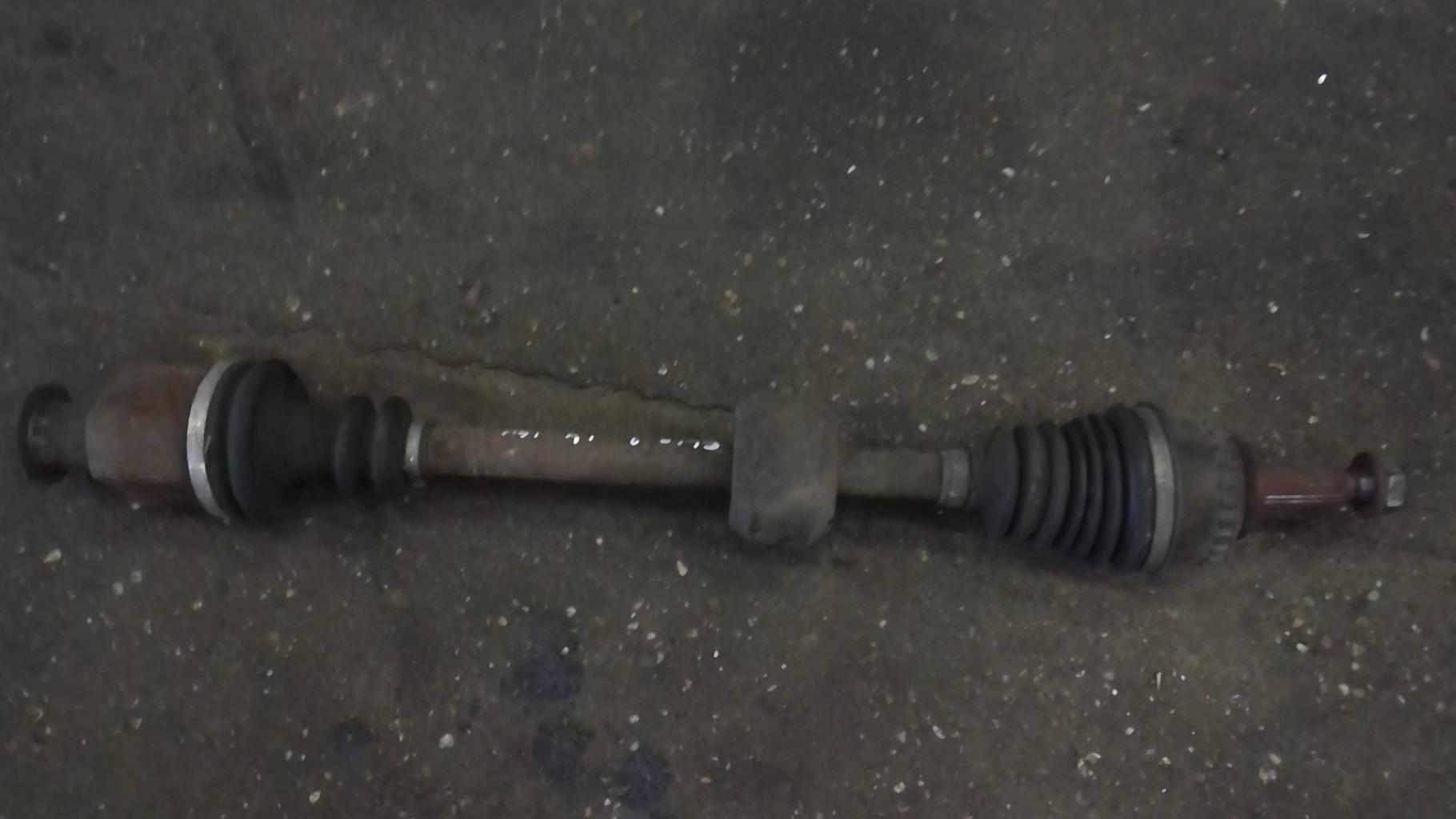 Cardan droit (transmission) RENAULT CLIO 2 PHASE 1 Essence - 1