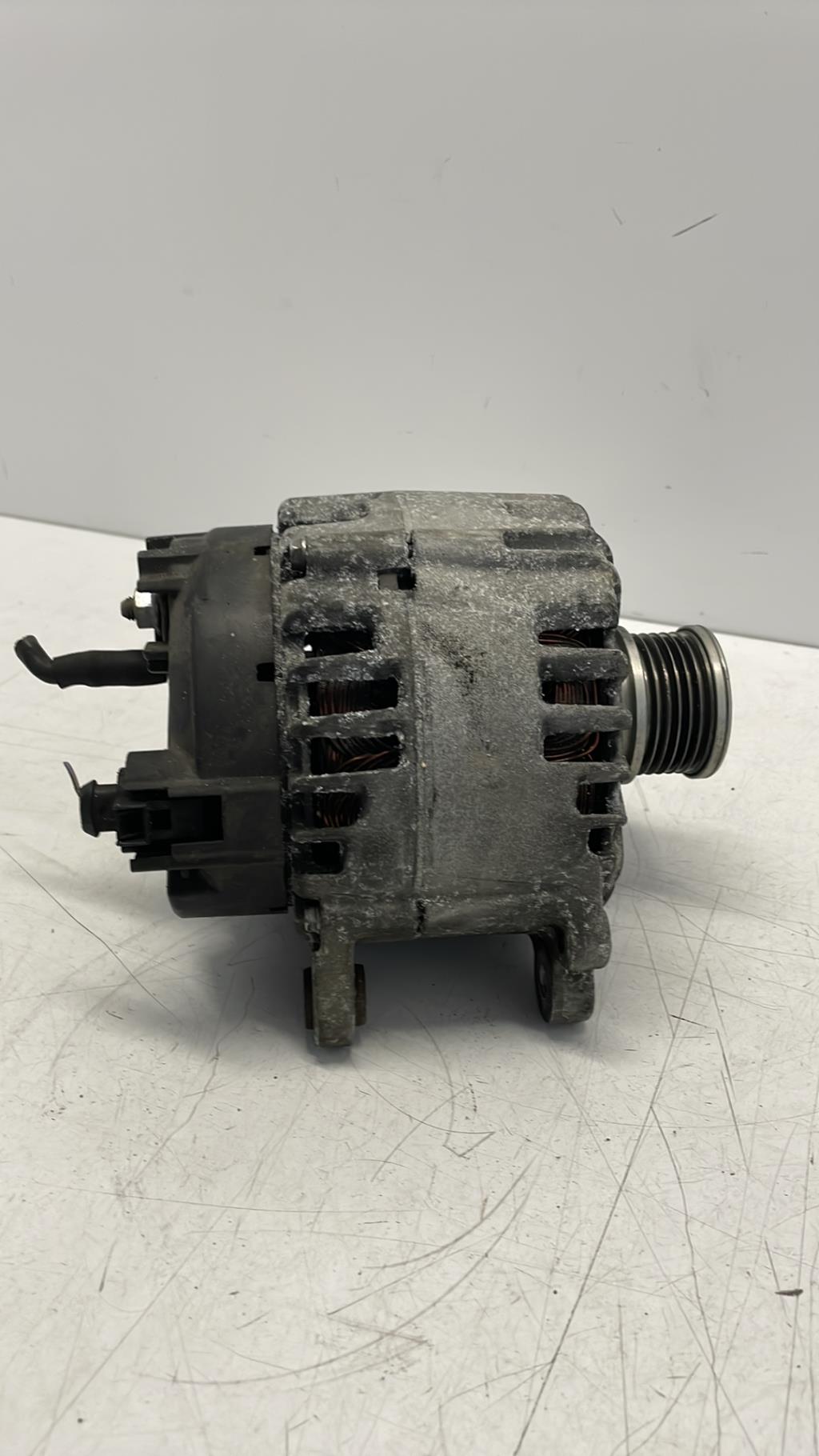 Alternateur AUDI A5 1 SPORTBACK PHASE 1 Diesel - 1
