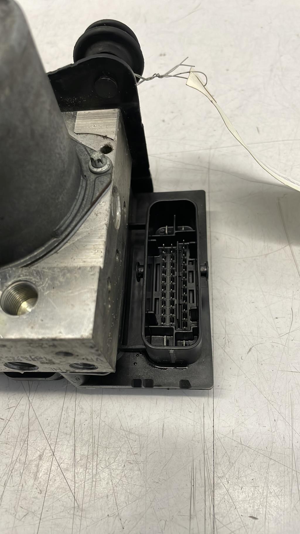 Bloc ABS (freins anti-blocage) AUDI A5 1 SPORTBACK PHASE 1 Diesel - 1