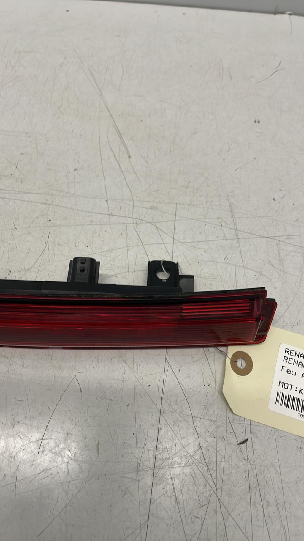 Feu arriere stop central RENAULT CLIO 4 PHASE 2 Diesel - 1