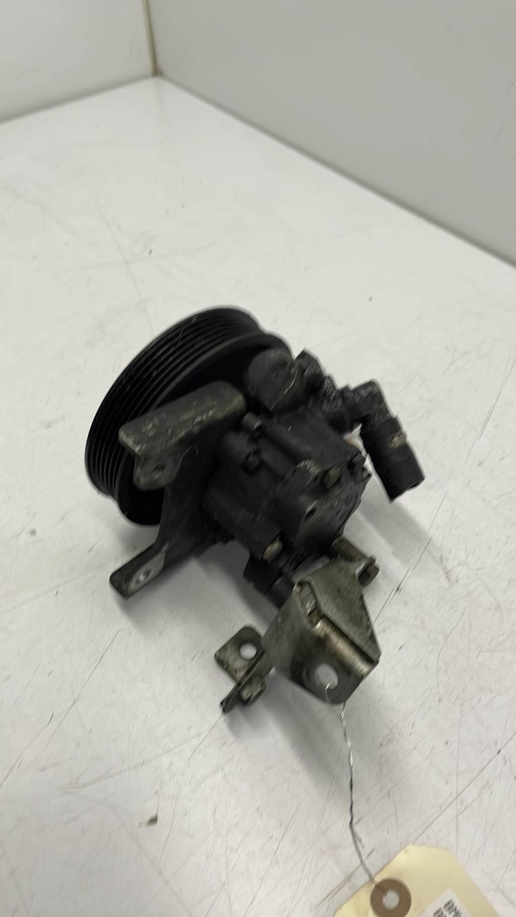 Pompe de direction BMW X5 E53 Essence - 1