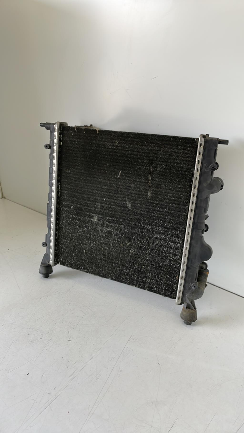 Radiateur eau RENAULT CLIO 2 PHASE 1 Essence - 1