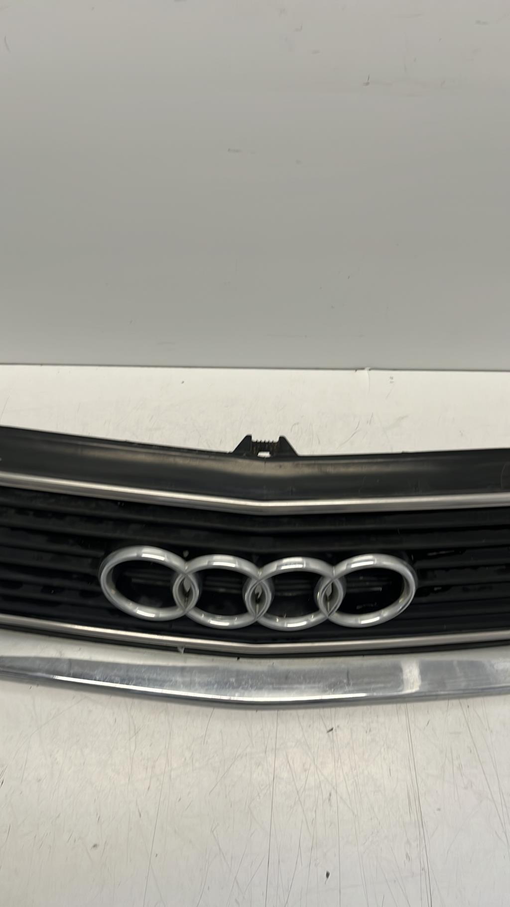 Calandre AUDI 100 2 PHASE 2 Essence - 1