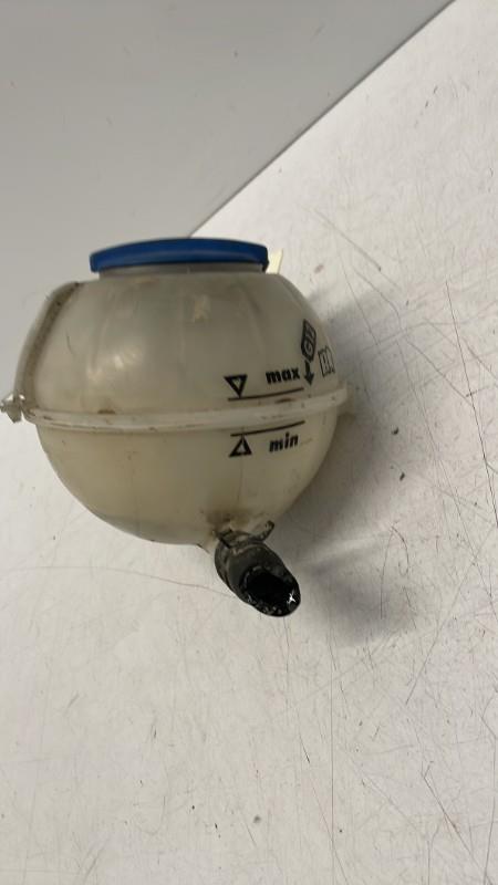 Vase d'expansion VOLKSWAGEN FOX Essence - 1